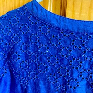 Sonoma eyelet trim top
